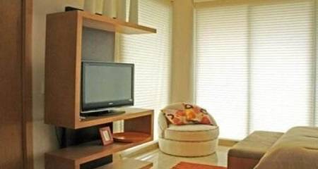 曲線木電視柜的設計